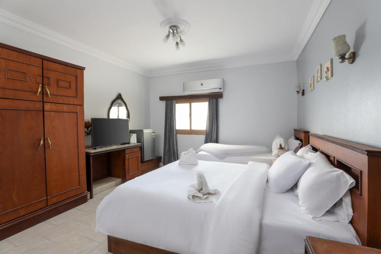 Pyramids Inn Hotel Kafrat al Jabal Экстерьер фото